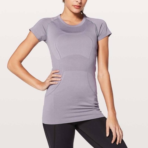 Lululemon swiftly tech Tshirt in dusty down - Picture 1 of 5